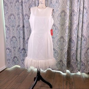 Donna Rico New York White Sleeveless Feather Hem Sheath Dress